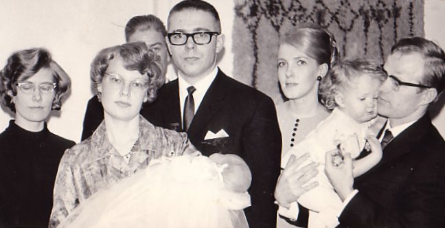 25-19670219014-LiinantoArmi-Salli-Reijo-Asko-Salla-Anna-Anu-Timo-Ristiaiset-A026N