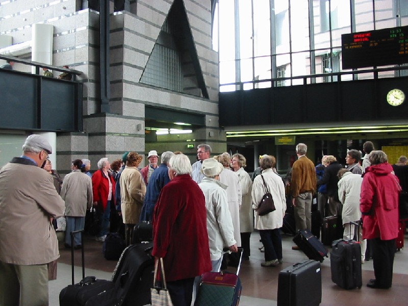 C20040515014-Laatokan_asema.jpg