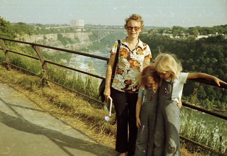 10-1974-Niagara