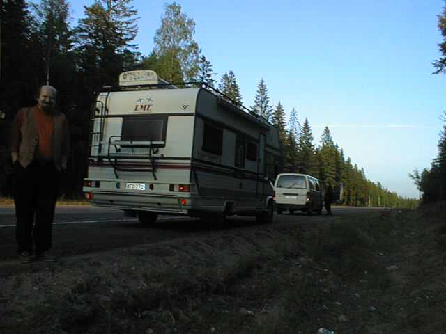 A19990605003-KaravaaniMatkalla.JPG